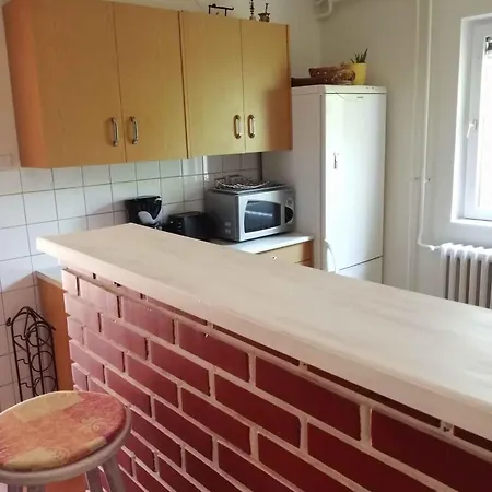 In - Balaton 43113 بيت للعطل